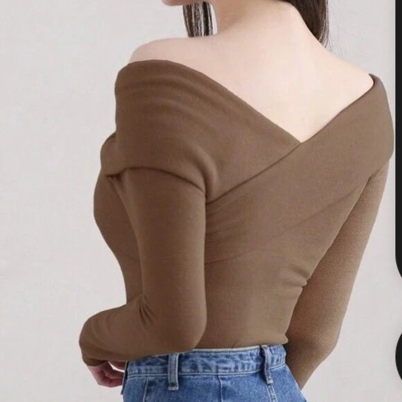 Women's Solid-Off Shoulder Spring/Autumn Top - Picture 2 of 2